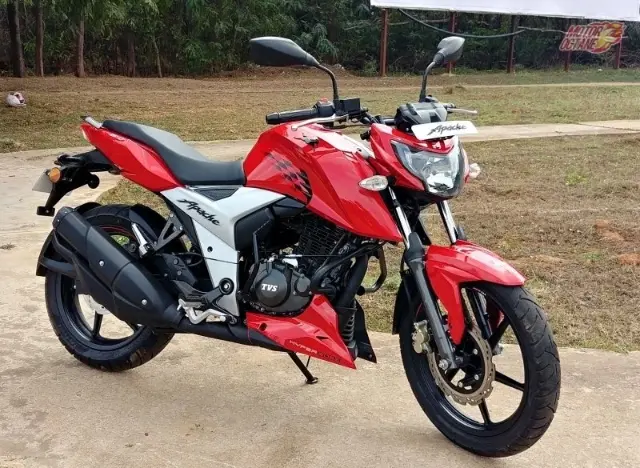 TVS-APACHE RTR200 4V