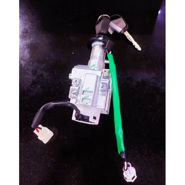 Lock Set (lock Kit) Key Set Maestro Edge 2015 (1st Model Vx) /maestro Edge 2017 (latest) (2
Wire)