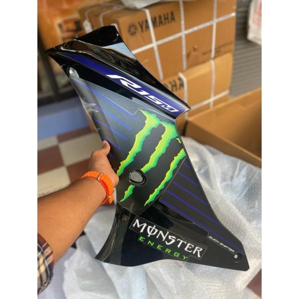 R15 M Monster Edition Faring Left Side