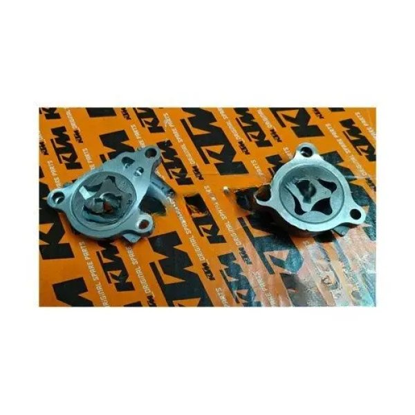 KTM Duke/rc 390 oil pump and evacuation pump assembly