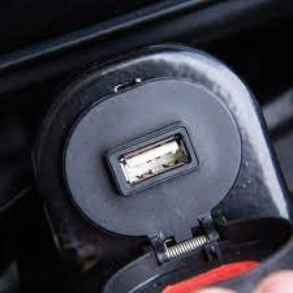 USB Charger Assy For Bajaj Dominar 400 ( Touring Edition)
