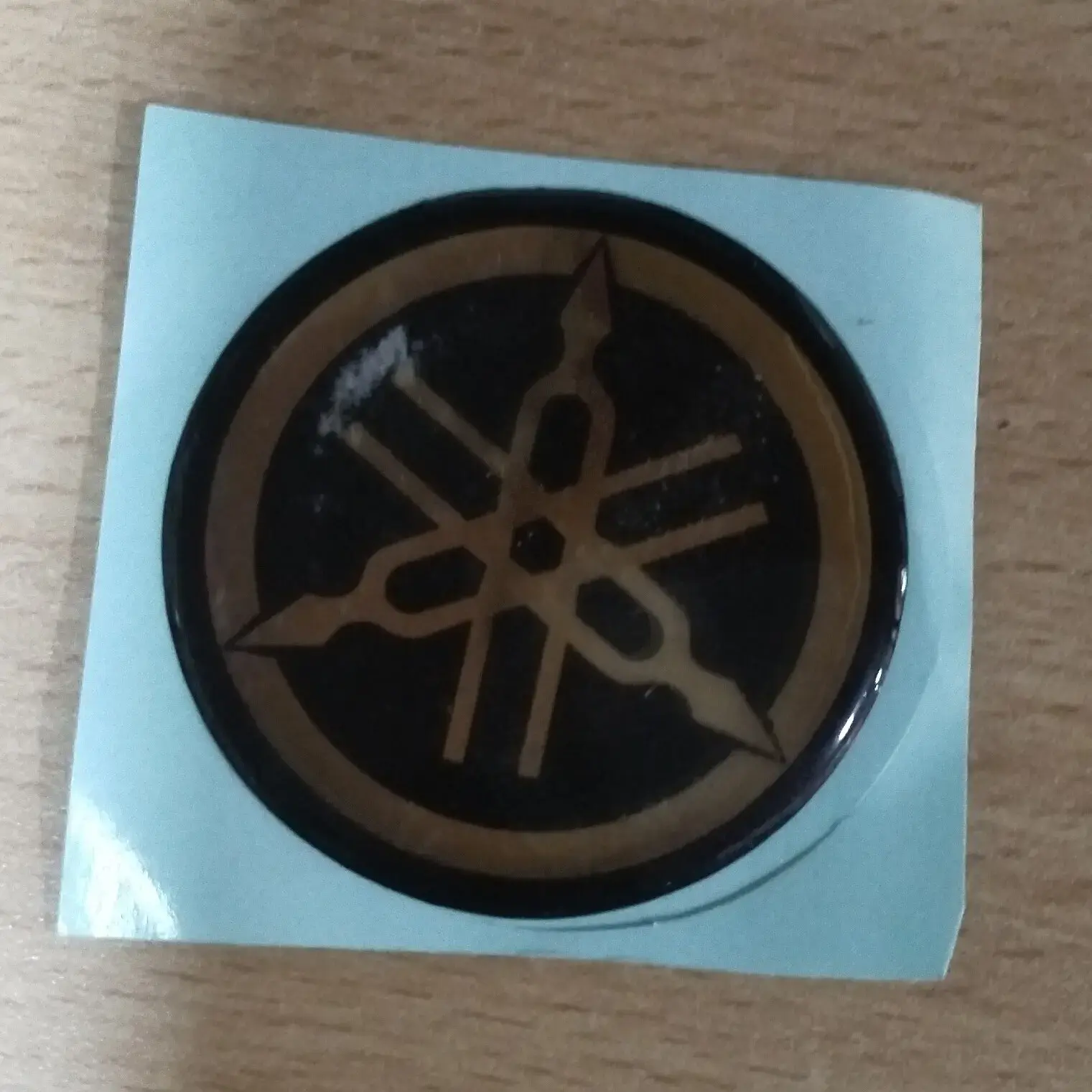 R15 TANK LOGO